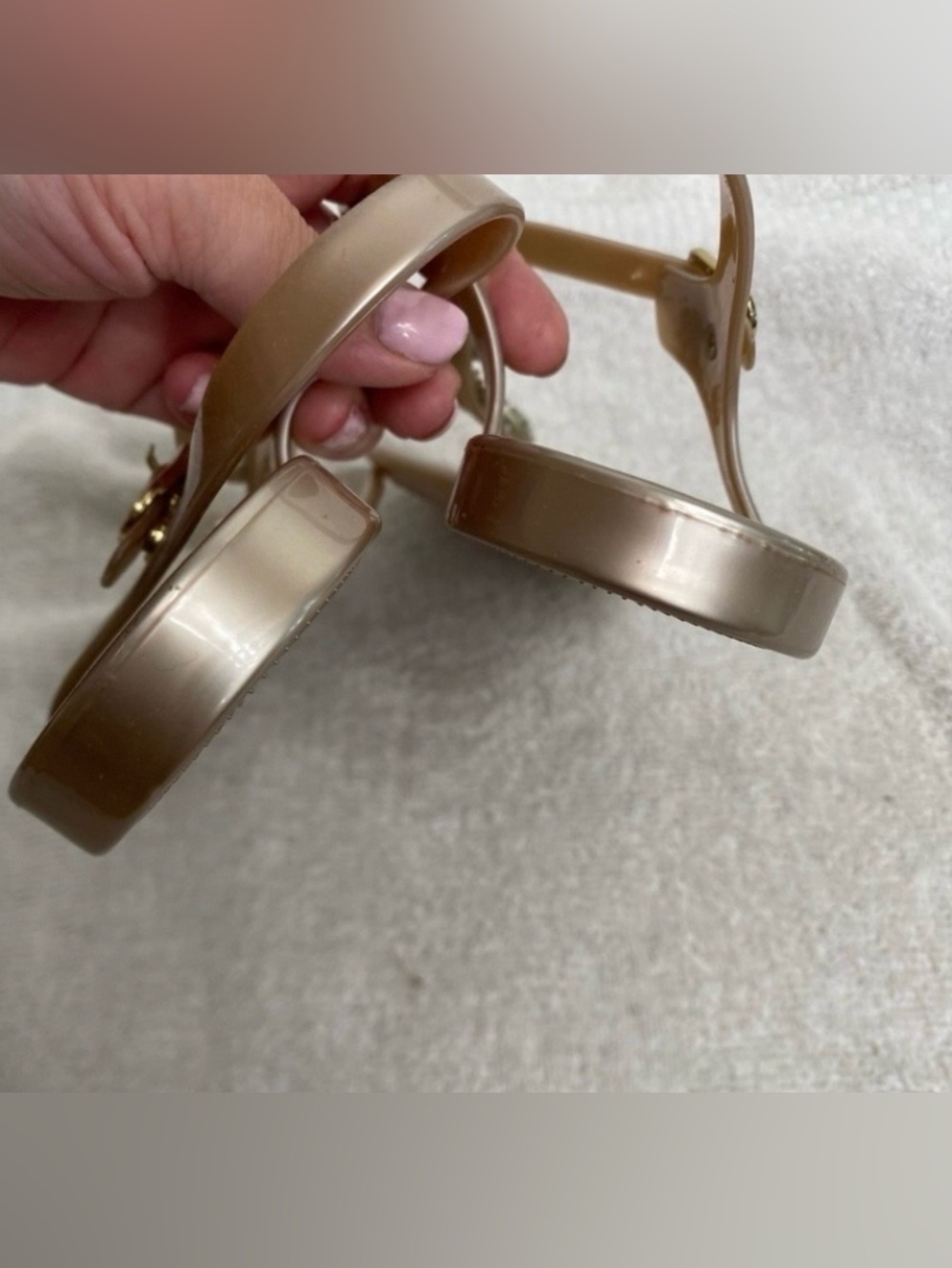 Guess Women's Rose Gold Jelly Rhinestone Bling Addison Sandals Size 8M Coastal - Picture 5 of 10